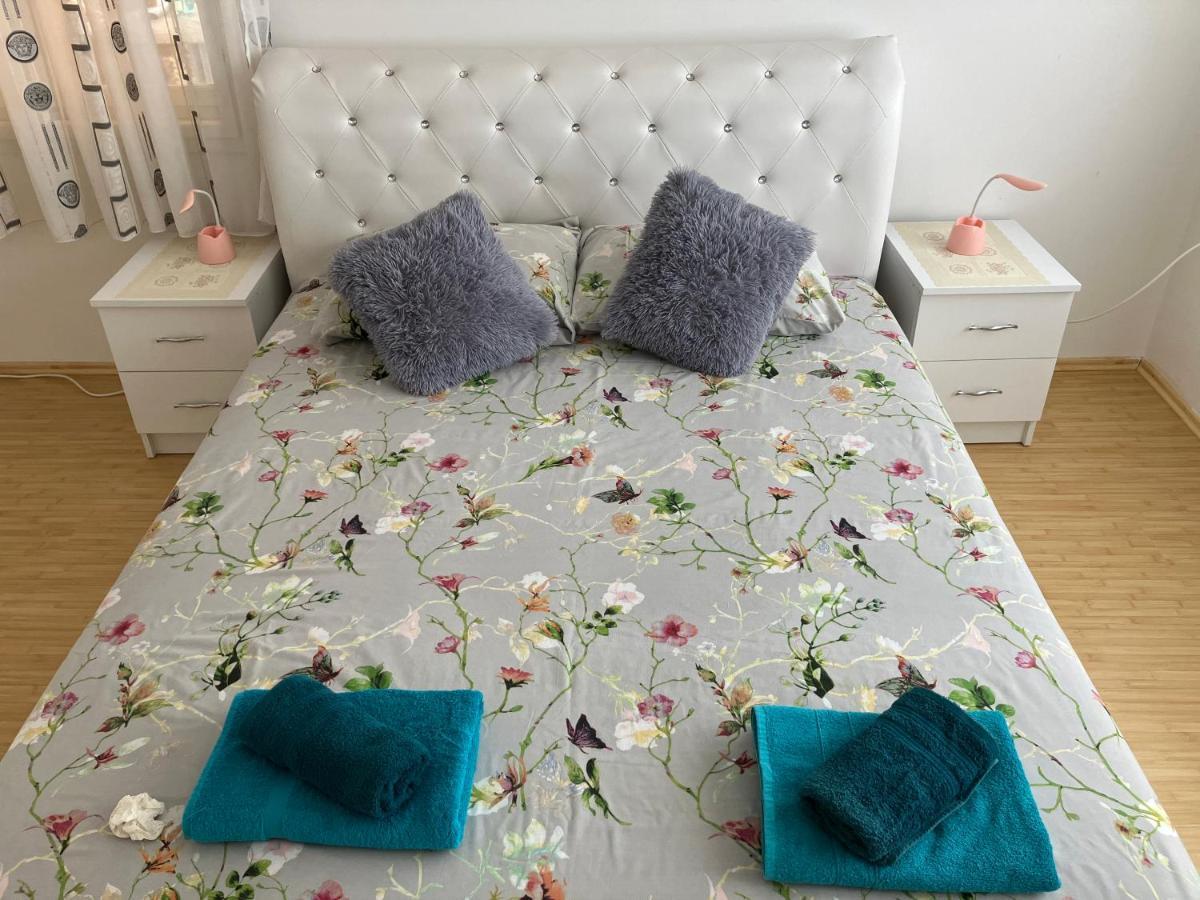 Apartamani Evelin Veliko Gradište Exterior foto