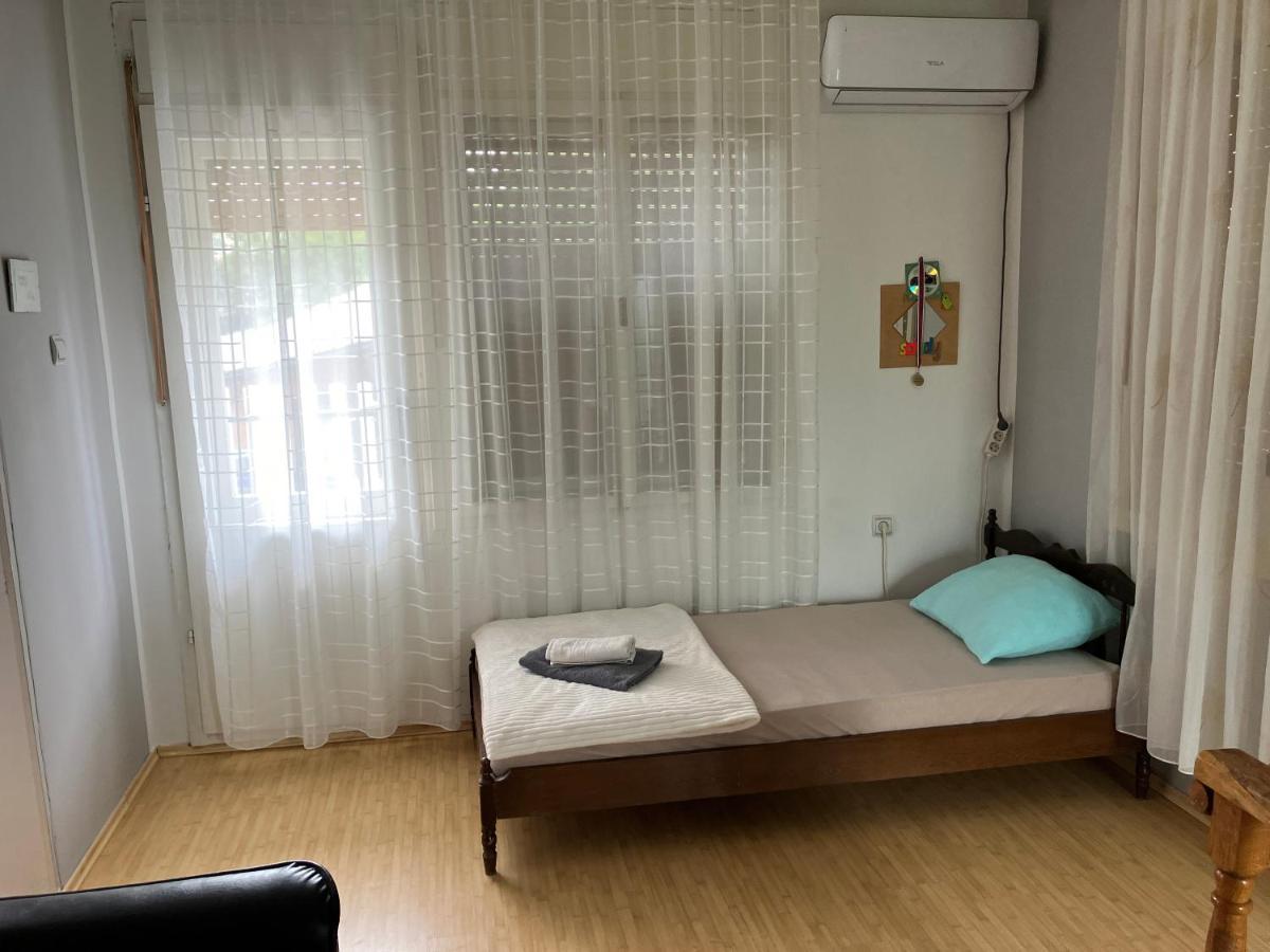 Apartamani Evelin Veliko Gradište Exterior foto