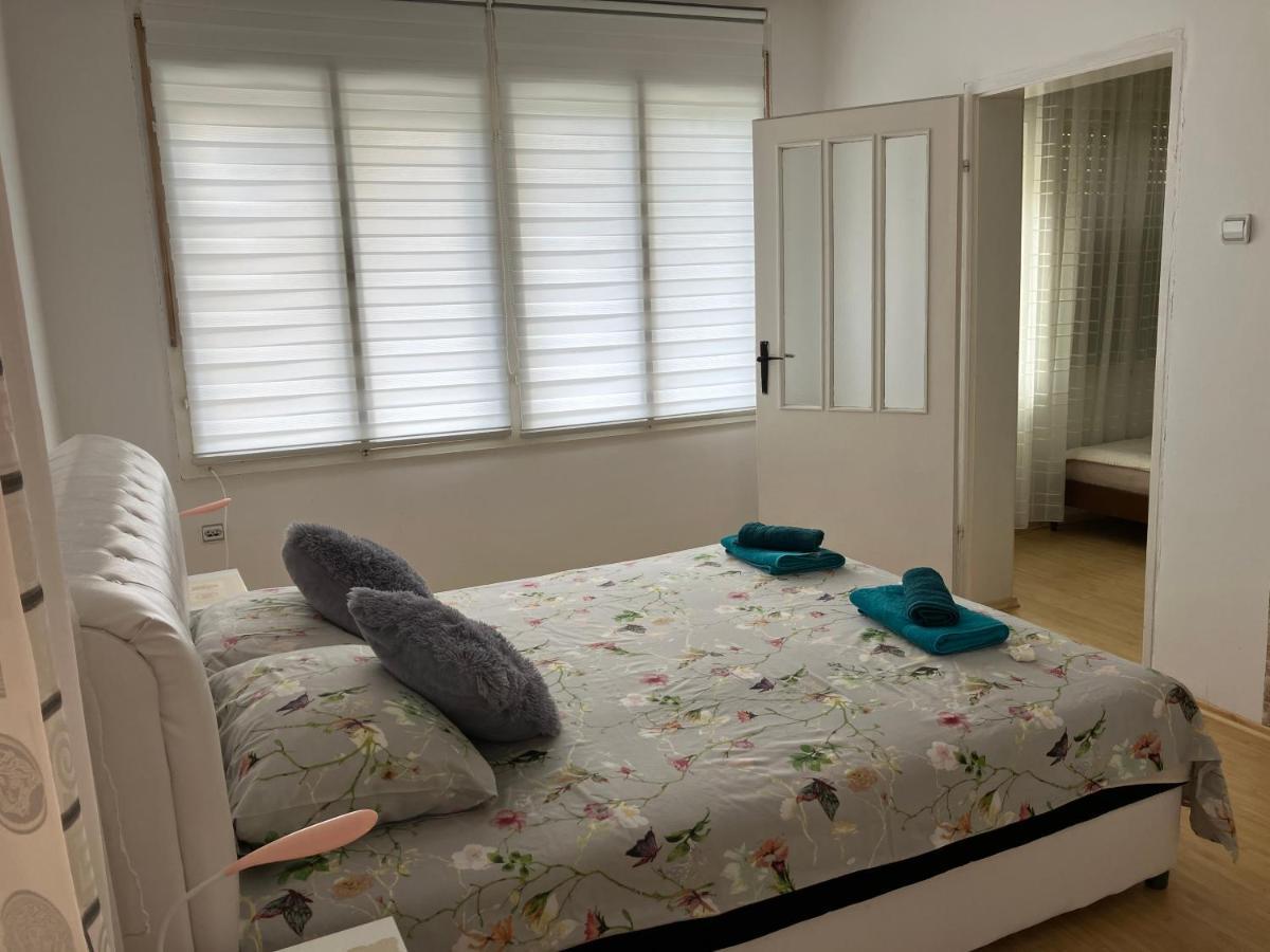 Apartamani Evelin Veliko Gradište Exterior foto